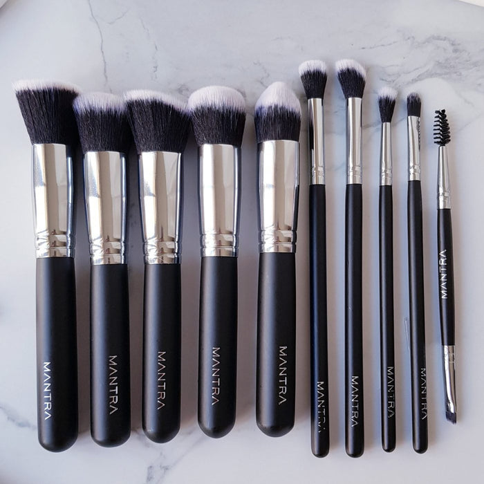 Kit de Brochas Mantra Kabuki X10 Und