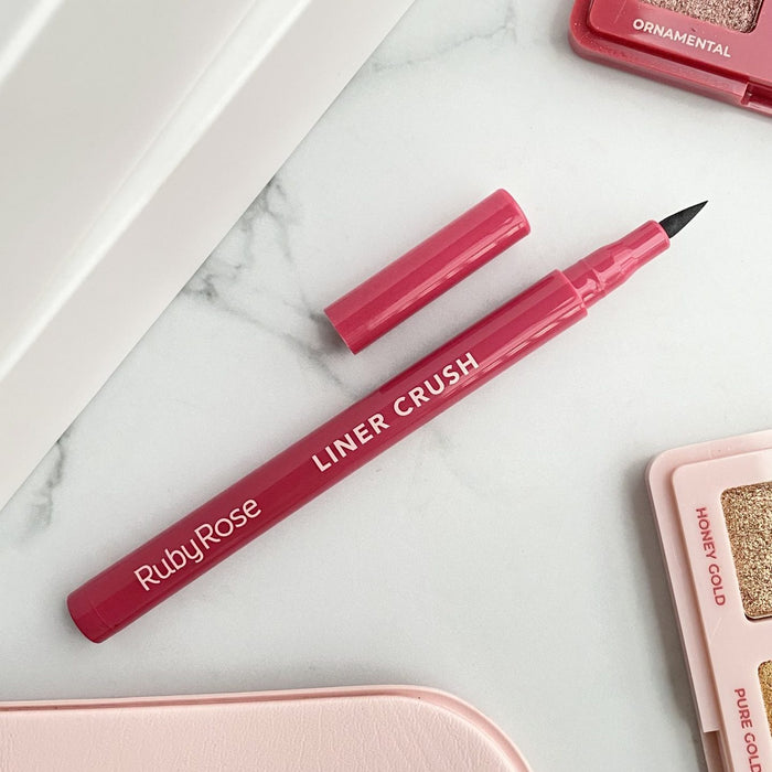 Plumon Liner Crush Negro Ruby Rose