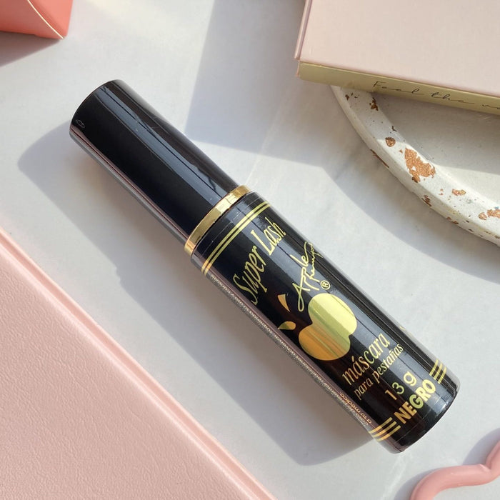 Pestañina By Apple Black