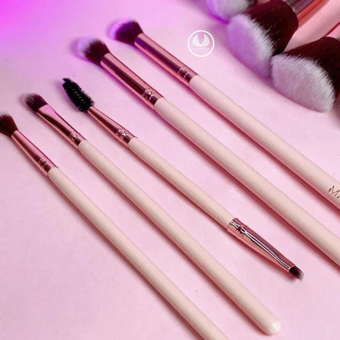 Kit de Brochas Mantra X10 Mini Viajero Rosadas